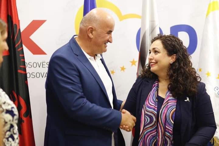 Kandidatja për kryeministre Vjosa Osmani sot vjen në Viti