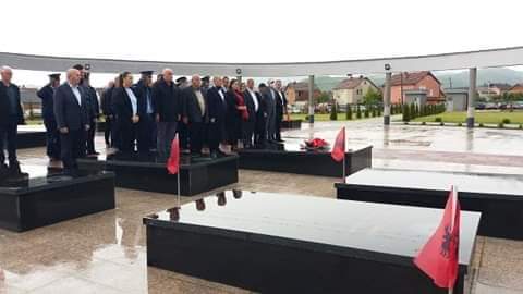 Përkujtohen dëshmorët Bafti Haxhiu e Salih Zenuni